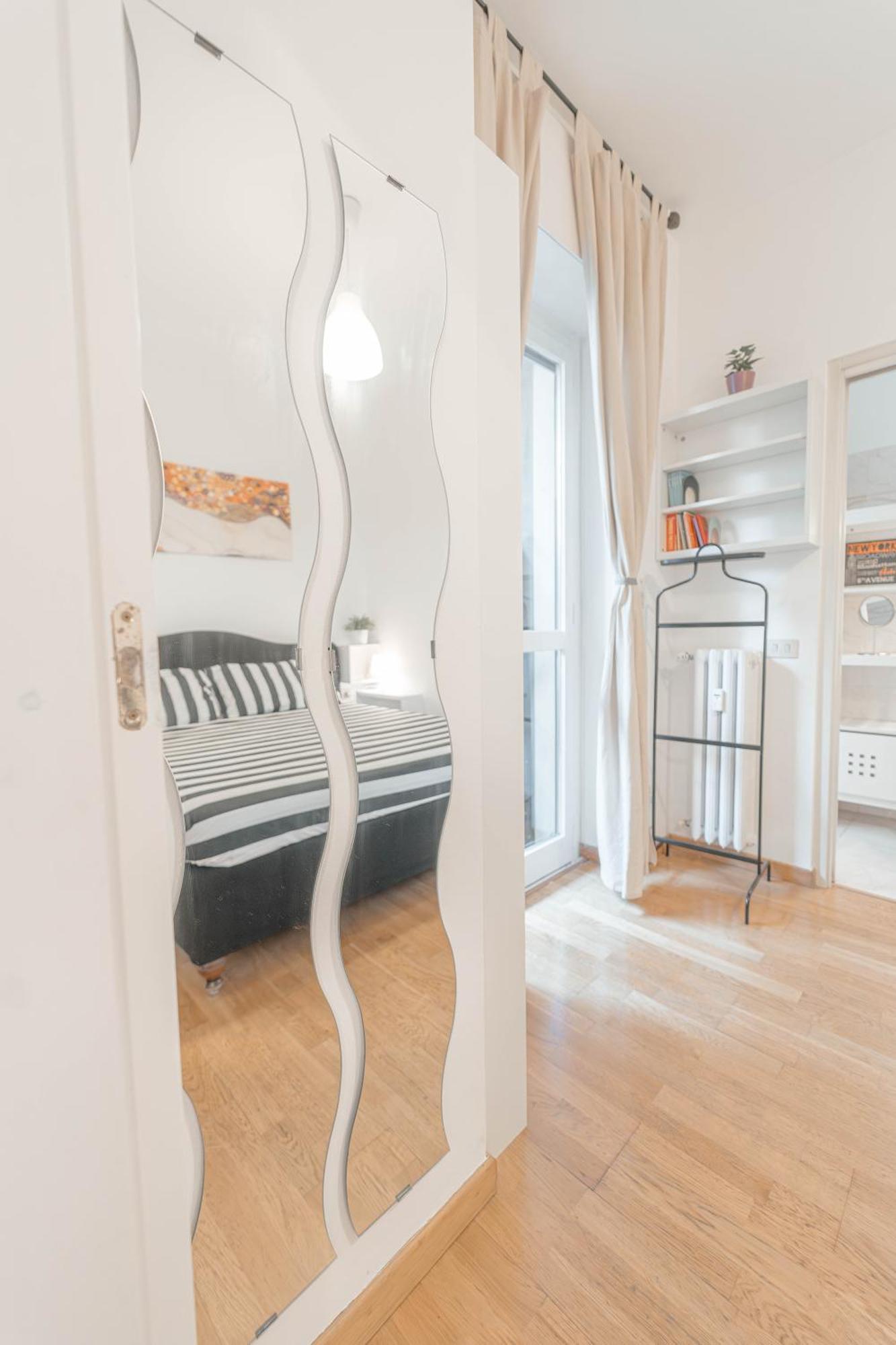 Solari New Apt Milan Exterior photo